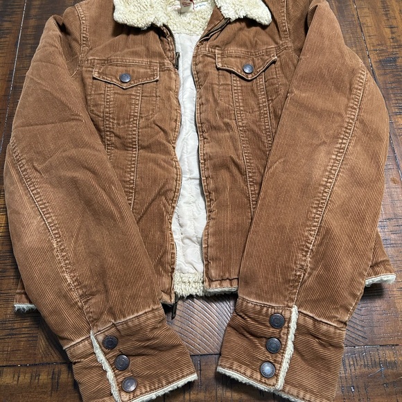 Abercrombie & Fitch Off-White Shearling Jacket - Picture 1 of 3